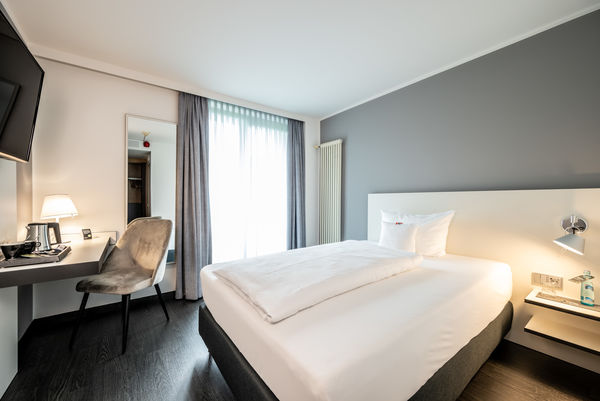 csm_2024-074-Raststaettenhotel_Kassel_Ost-Superior_Einzelzimmer_26e1264ead