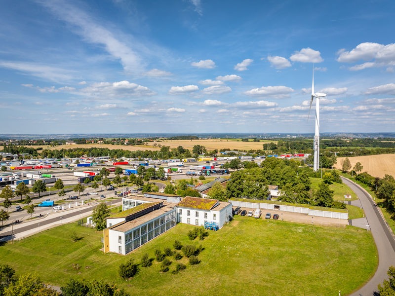 imgi_1_csm_Raststaettenhotel_Dresdner_Tor_Sued_Luftansicht_8d8a808791