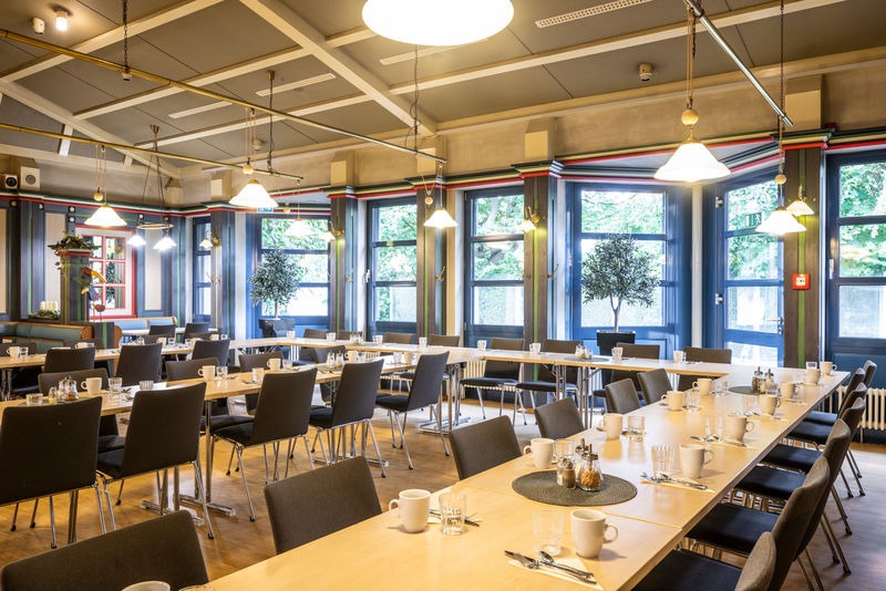 imgi_62_csm_2024-038-Raststaettenhotel_Kassel_Ost_MICE-Veranstaltung2_43776b8a28